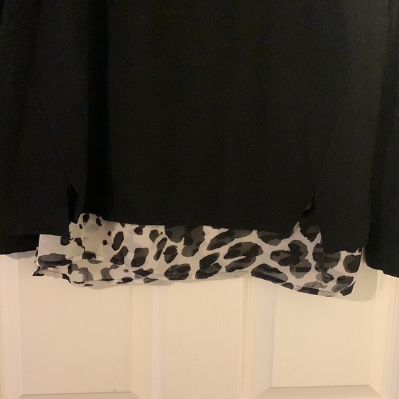 COPY - Robbi & Nikki sweater. Super cute & stylish. Size L - Picture 3 of 6